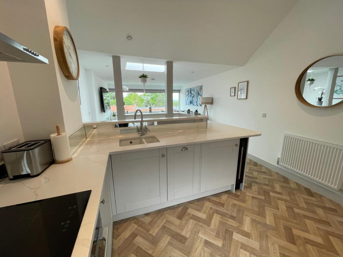 Lees Lookout Holt ,2 Bedroom Luxury Apartment With Private Parking Exterior foto